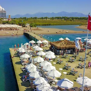 vizitați hotelul